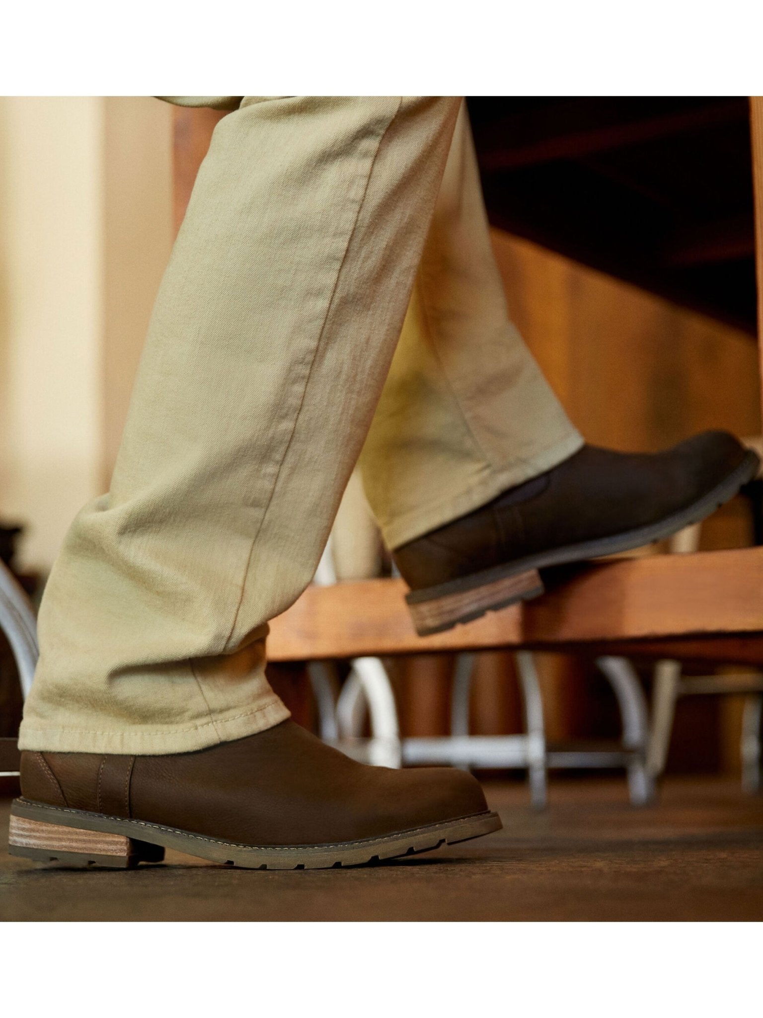 Ariat Mens Wexford Waterproof Country Leather Chelsea Boot / Dealer
