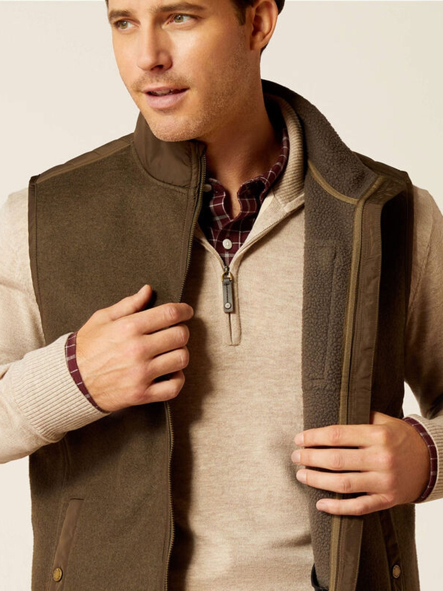 Ariat - Millbrae Mens Gilet Wool Blend - mens bodywarmers / Waistcoat Ariat