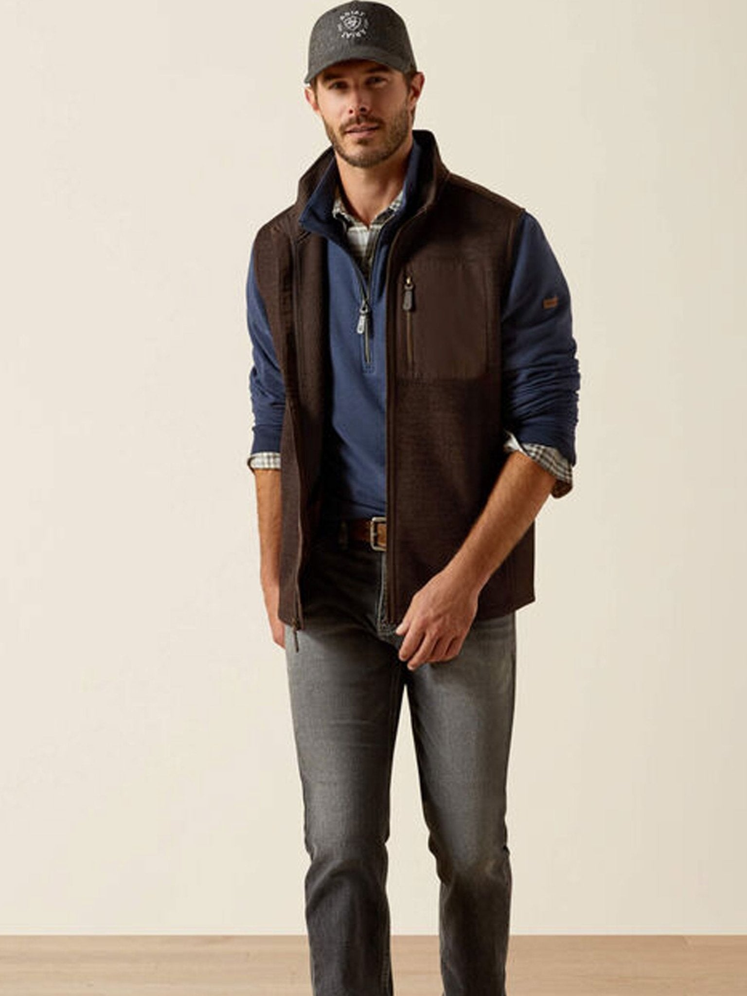 Ariat - Millbrae Mens Gilet Wool Blend - mens bodywarmers / Waistcoat Ariat