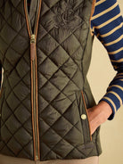 Joules - Joules Braemar Luxe Showerproof Quilted Ladies Gilet, womens waistcoat / Bodywarmer