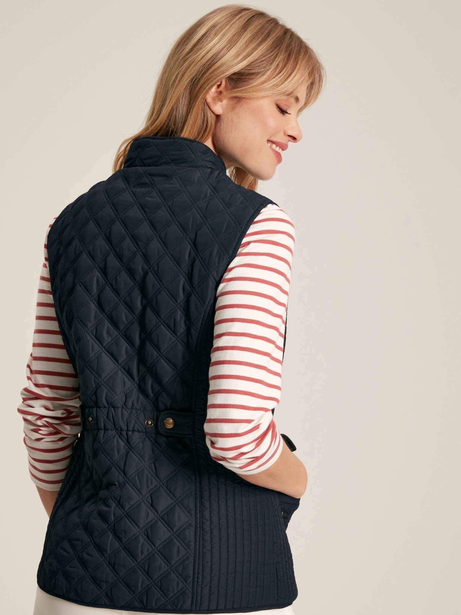 Joules - Joules Minx Navy Showerproof Diamond Quilted Gilet ladies waistcoat / bodywarmer