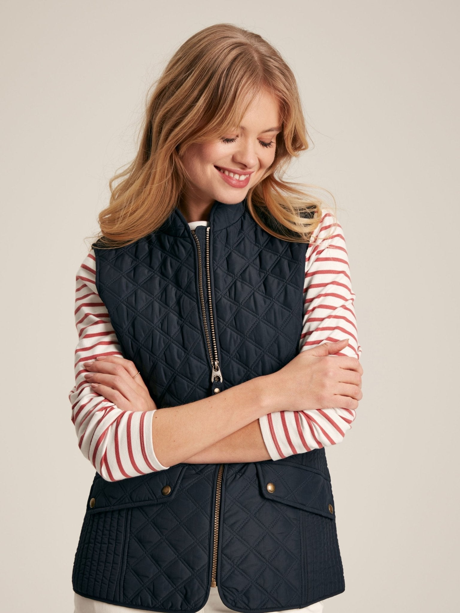 Joules - Joules Minx Navy Showerproof Diamond Quilted Gilet ladies waistcoat / bodywarmer