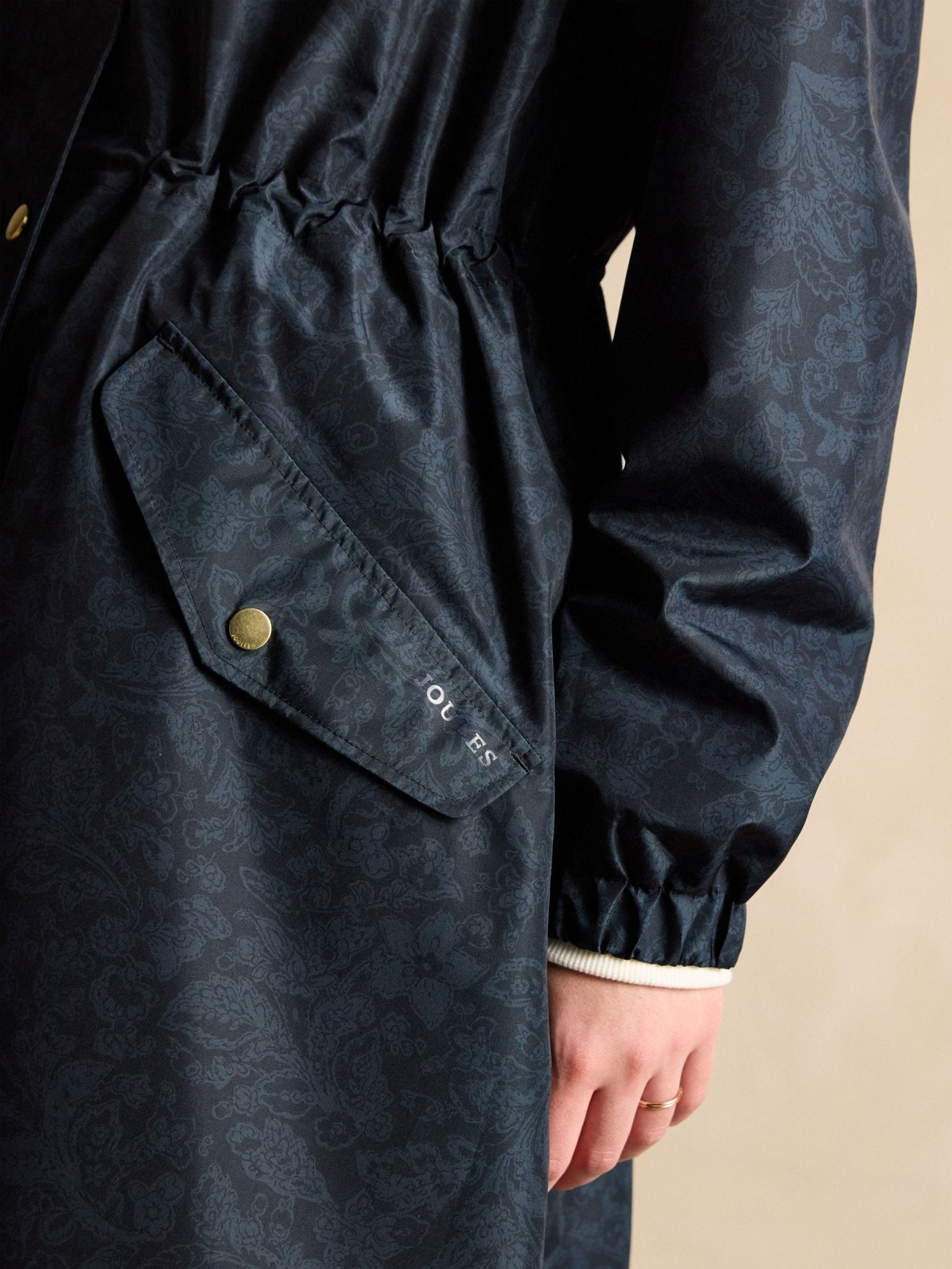 Joules - Joules Womens Holkham Waterproof Packable Raincoat With Hood - Ladies