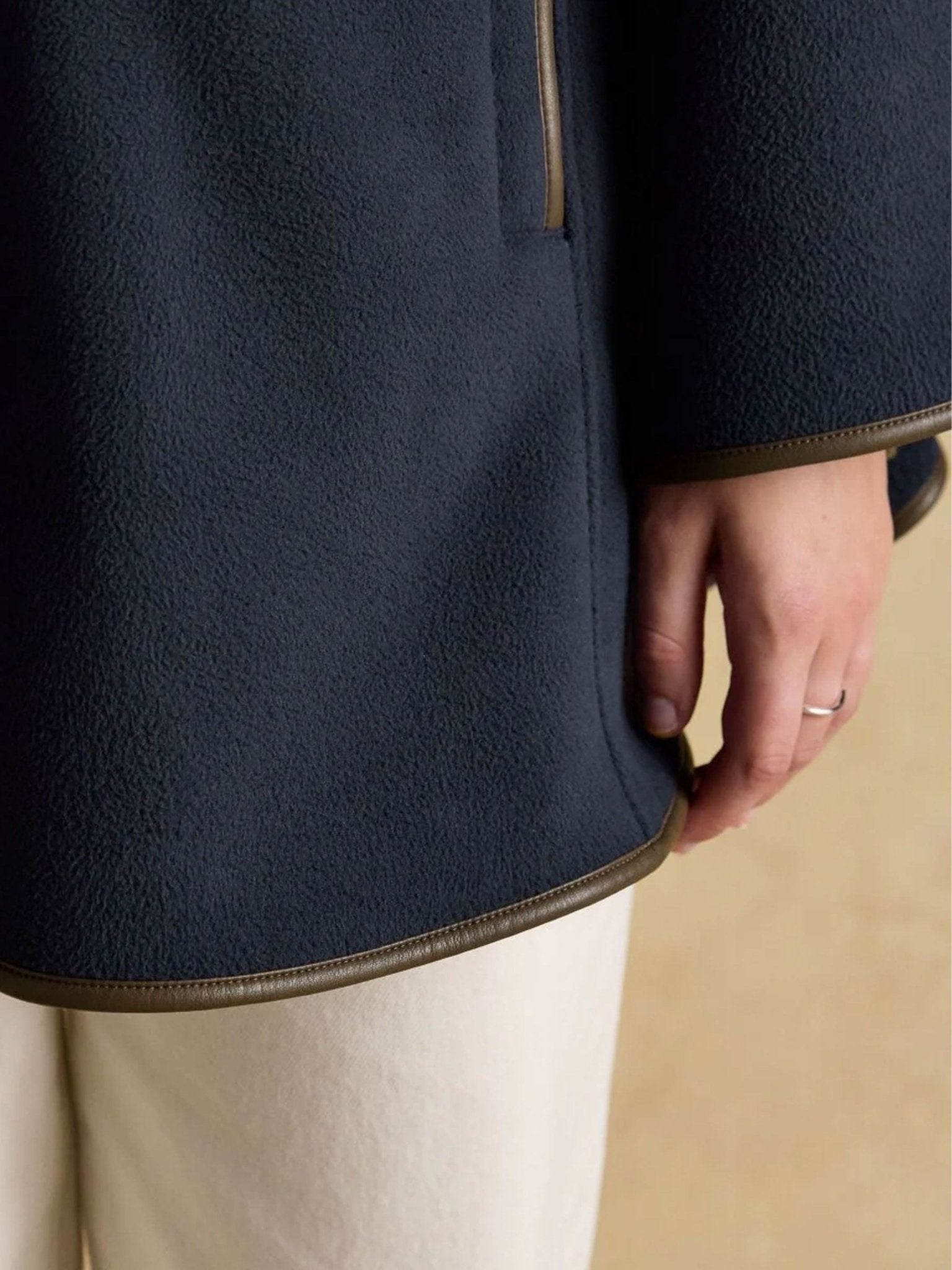 Joules - Ladies Heritage Longline cape / Womens country fleece cape Joules