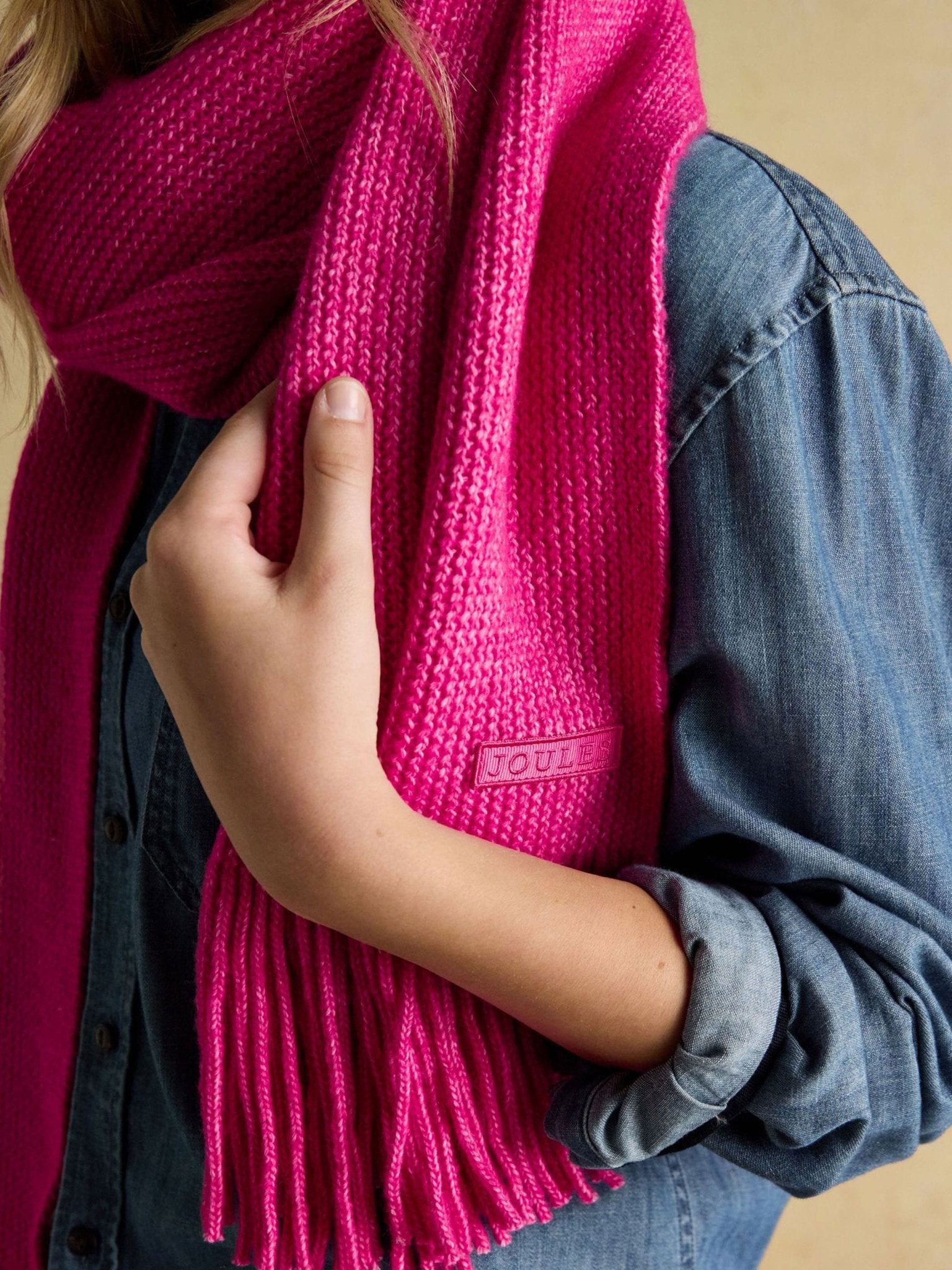 Joules Rosa Oatmeal Knitted Scarf – Soft Fringed Winter Wrap Joules Ladies Headwear