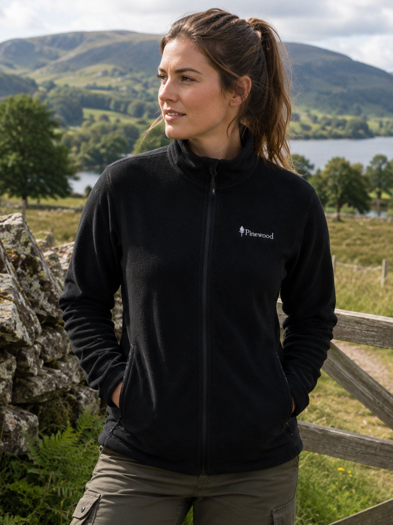 Pinewood Active Ladies Fleece Jacket - Lightweight 180g - Womens Durable and warm Pinewood Fleece & Gilet