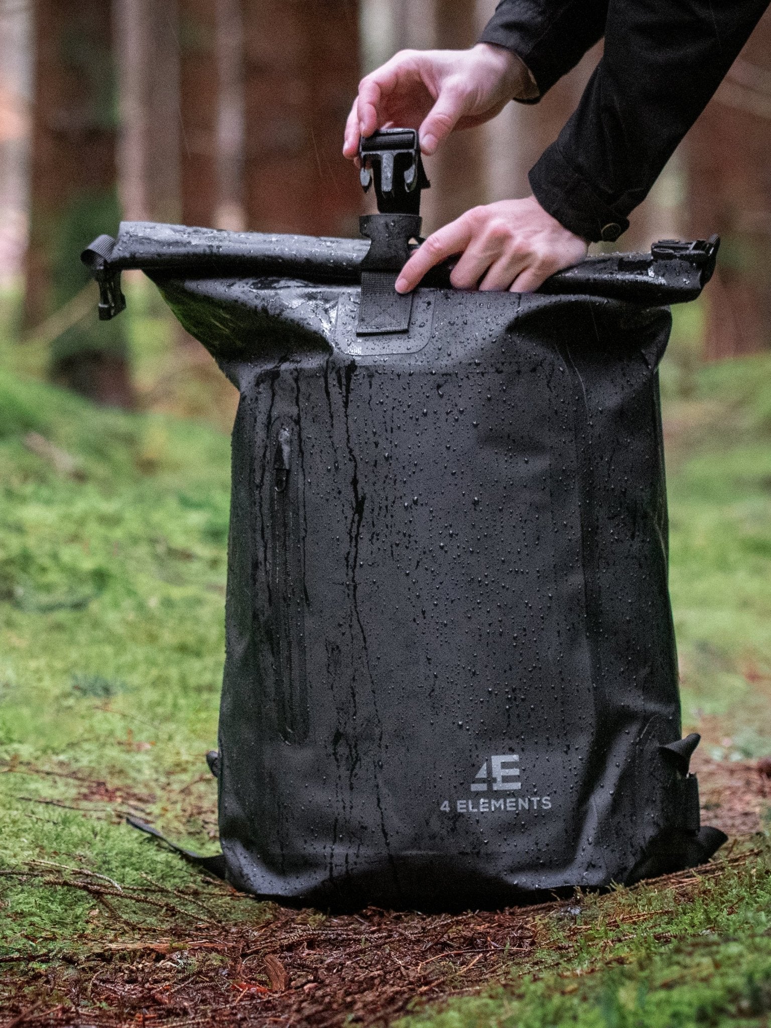 4elementsclothing4 Elements Clothing4 Elements - Waterproof bag and Dry Bag Roll Top waterproof Rucksack, Wet bag & Hiking, waters sports or camping bag, 30L drybagBag4EC-DBG30-GN