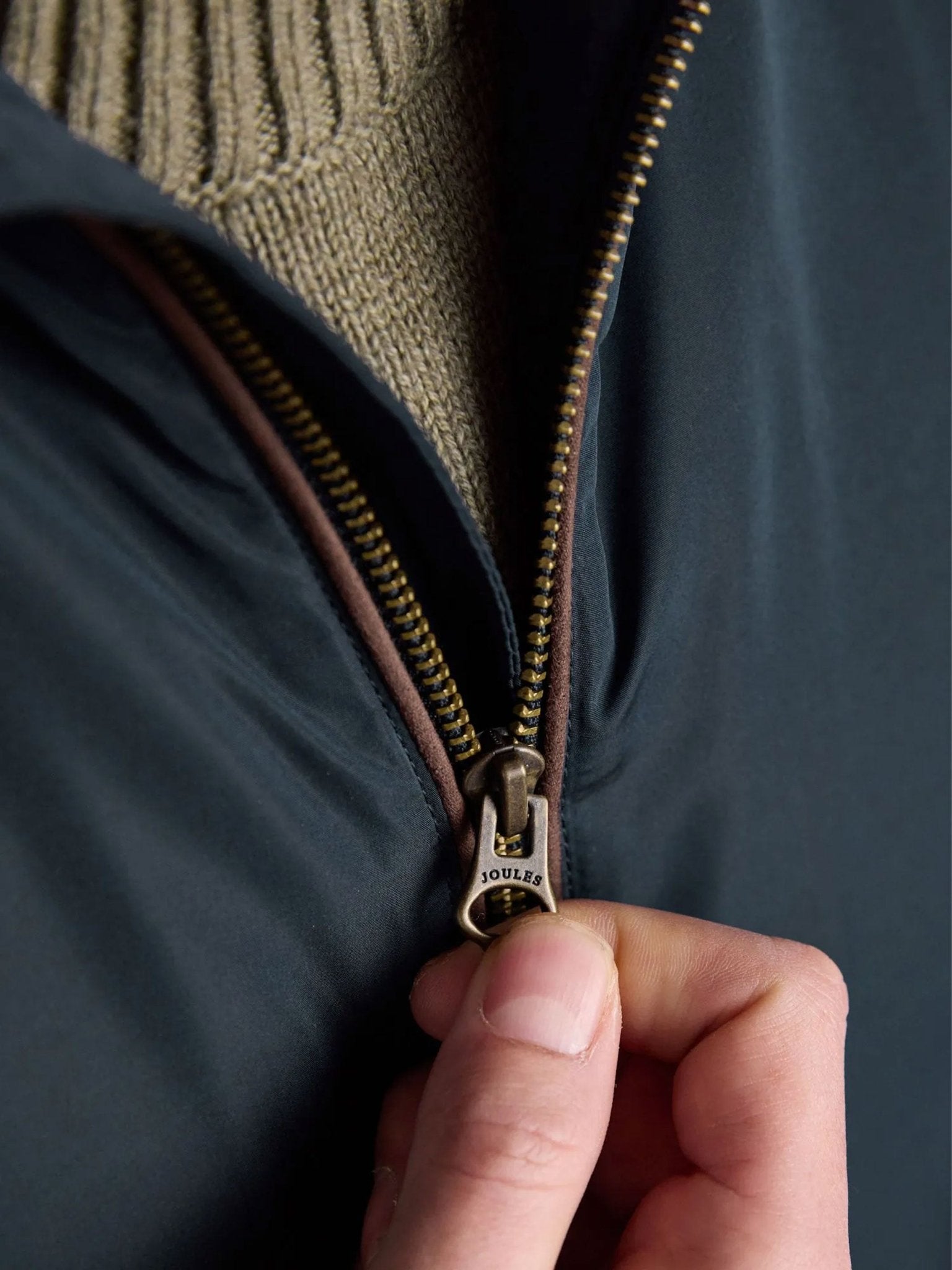 Joules Mens Farnham Gilet / Mans Full zip country waistcoat / vest Joules Fleece & Gilet