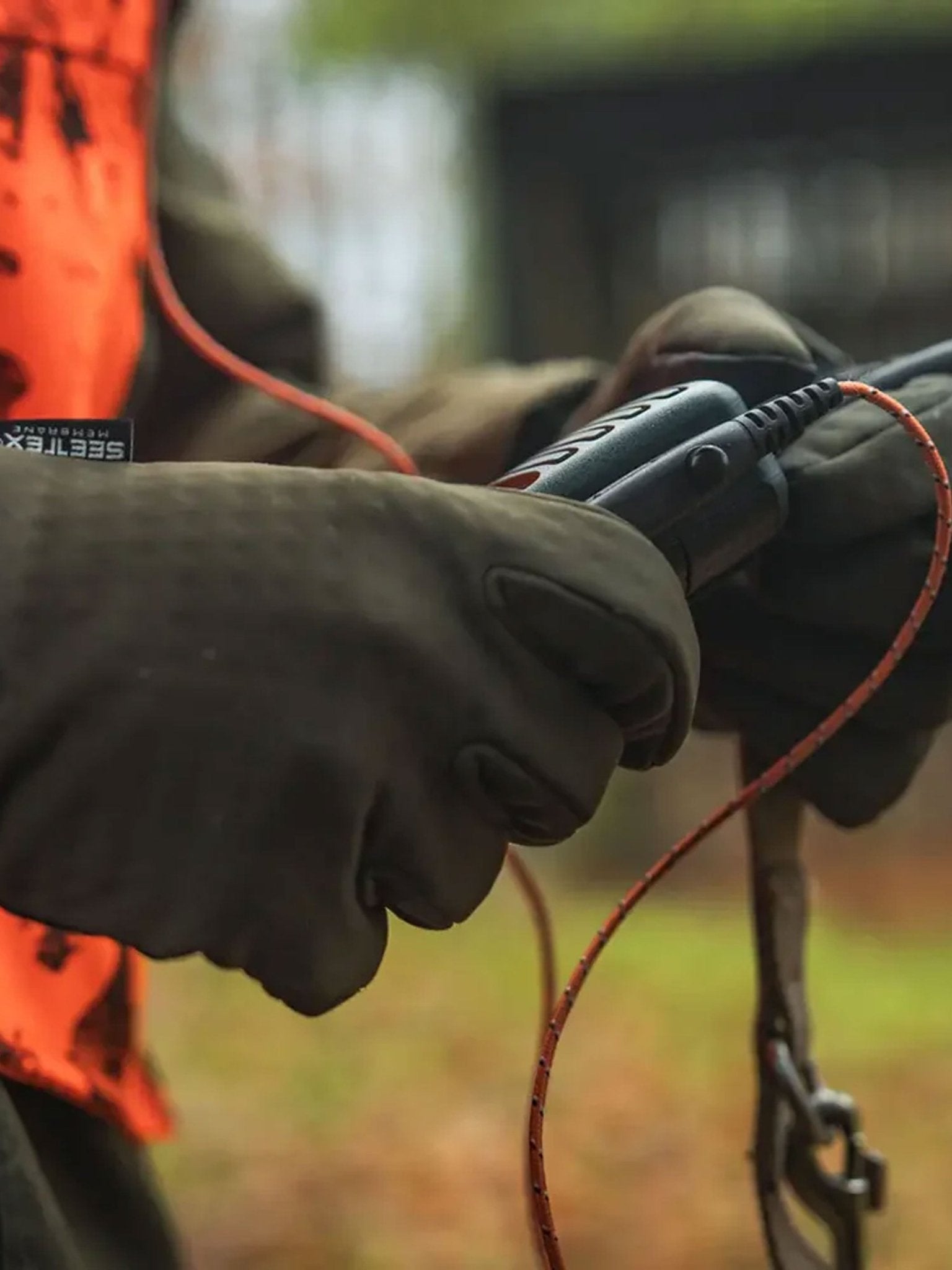 Seeland Target Gloves - water resistant, wind resistant breathable and silent glove Seeland