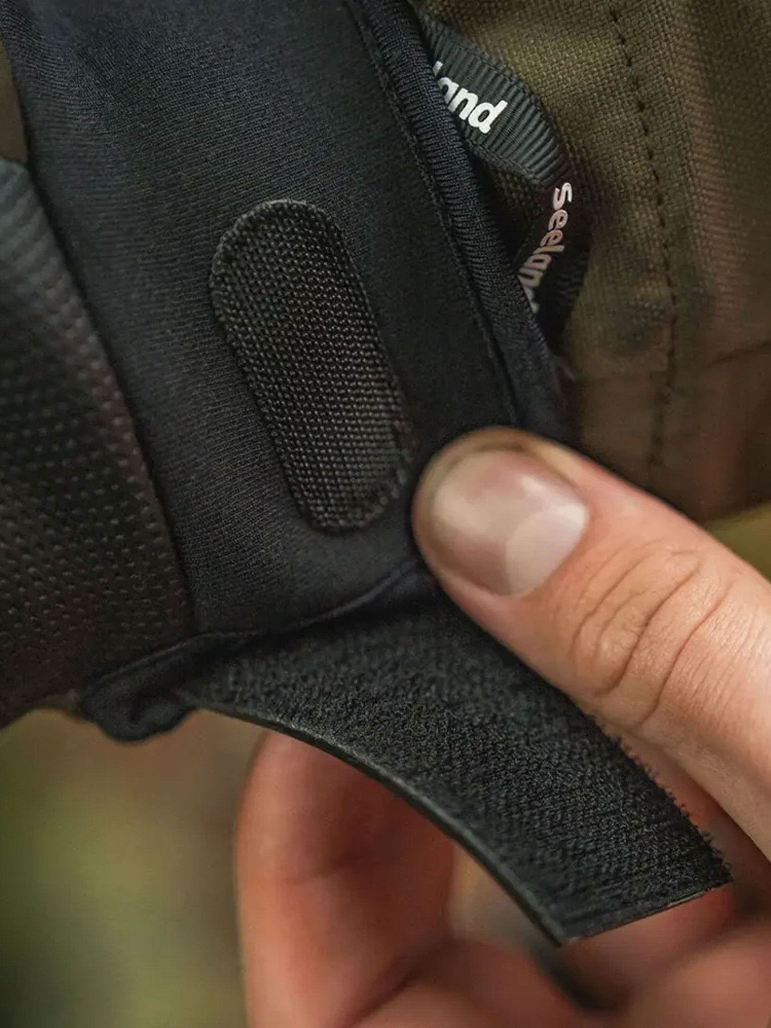 Seeland Target Gloves - water resistant, wind resistant breathable and silent glove Seeland
