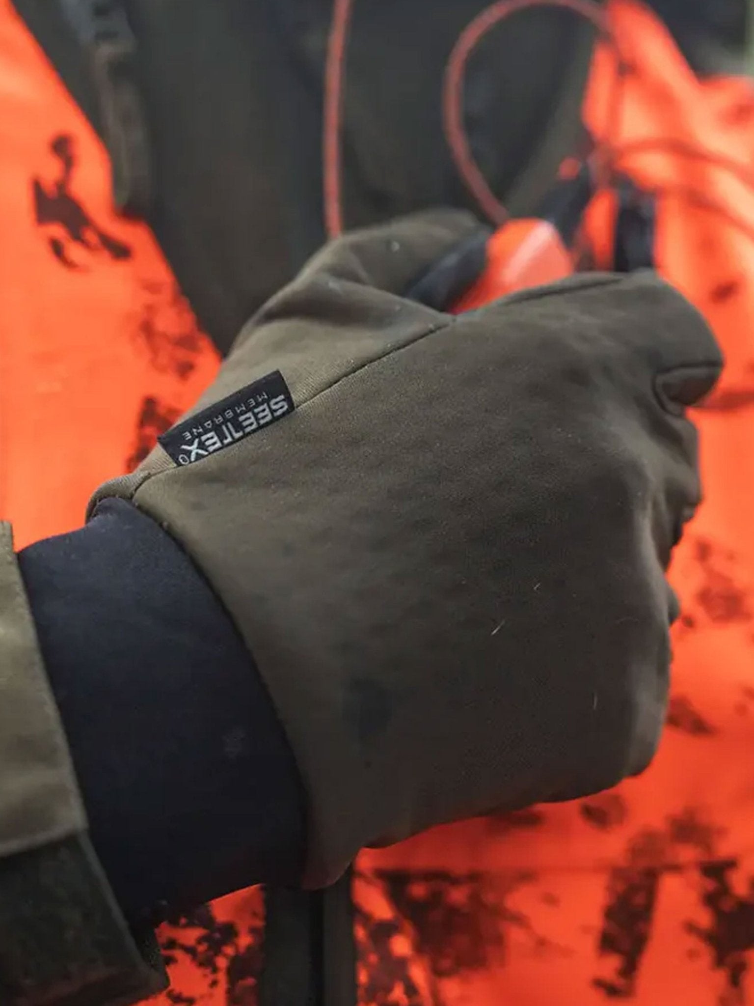 Seeland Target Gloves - water resistant, wind resistant breathable and silent glove Seeland
