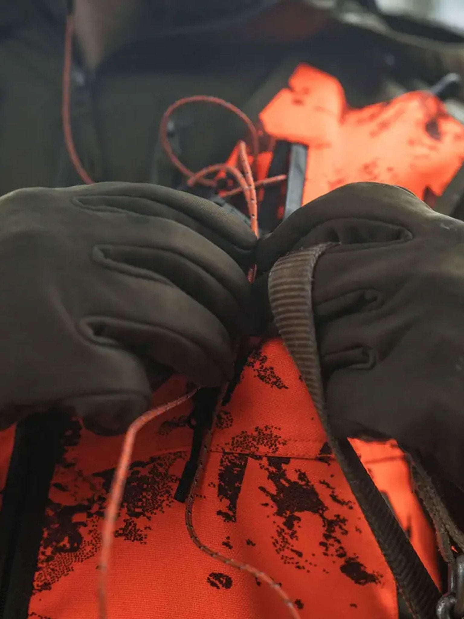 Seeland Target Gloves - water resistant, wind resistant breathable and silent glove Seeland